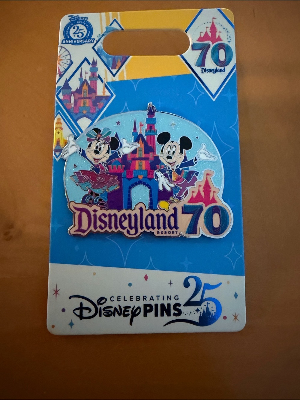 NEW✨DISNEYLAND 70TH ANNIVERSARY MICKEY & FRIENDS CAST EXCLUSIVE LIMITED EDITION